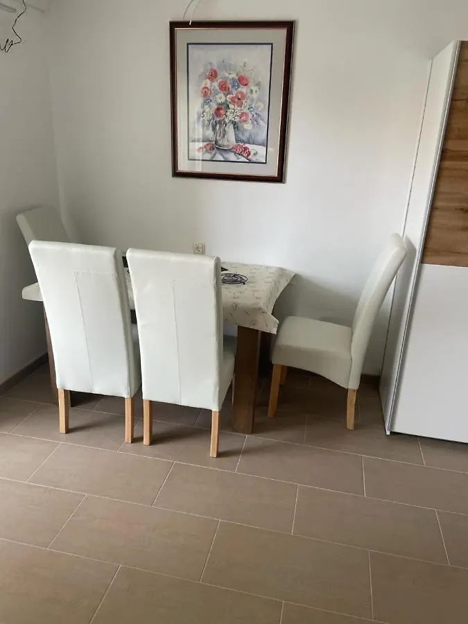 شقة Lory Apartmani دْغاماي