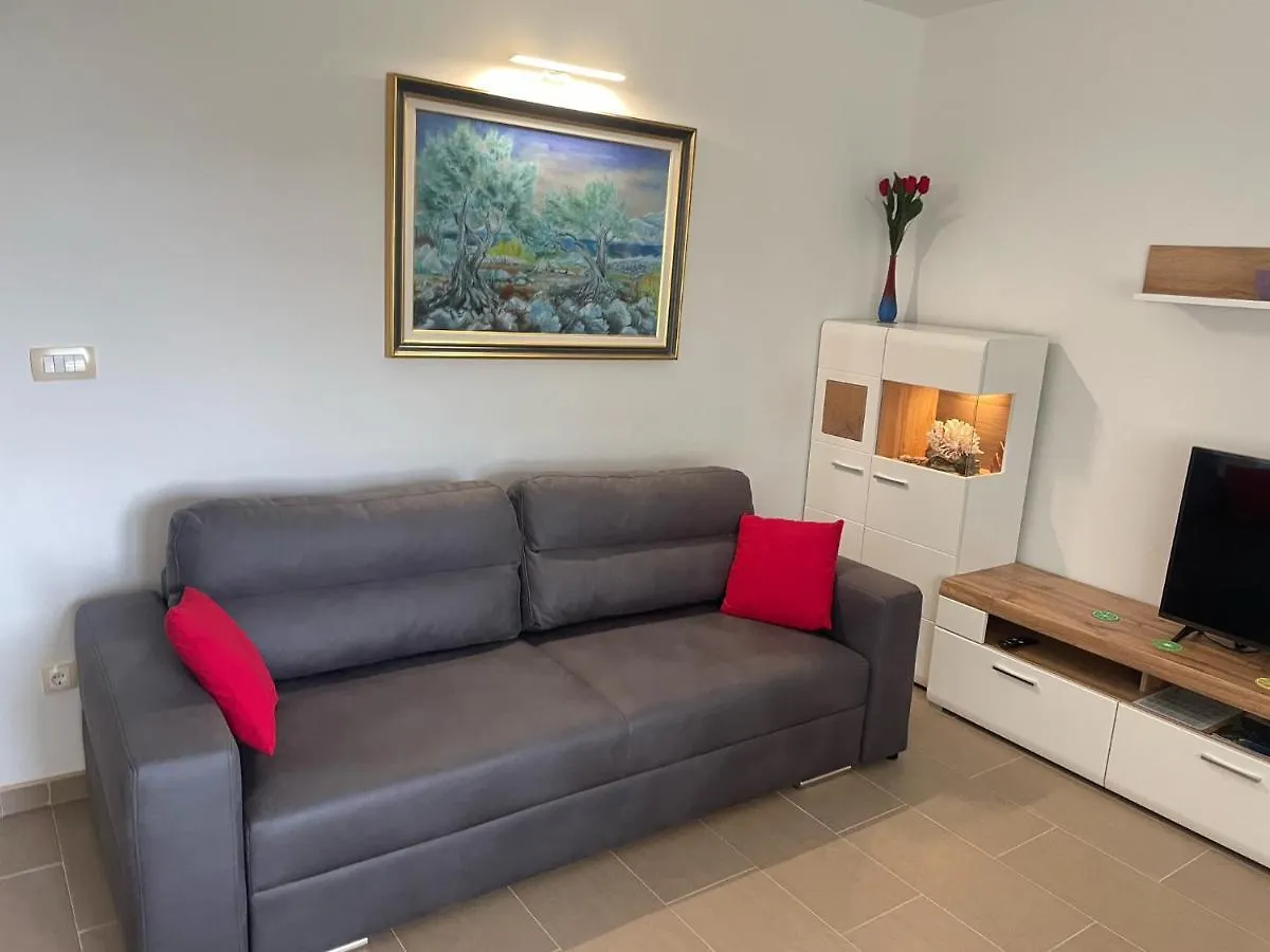 Lory Apartmani Dramalj Apartment