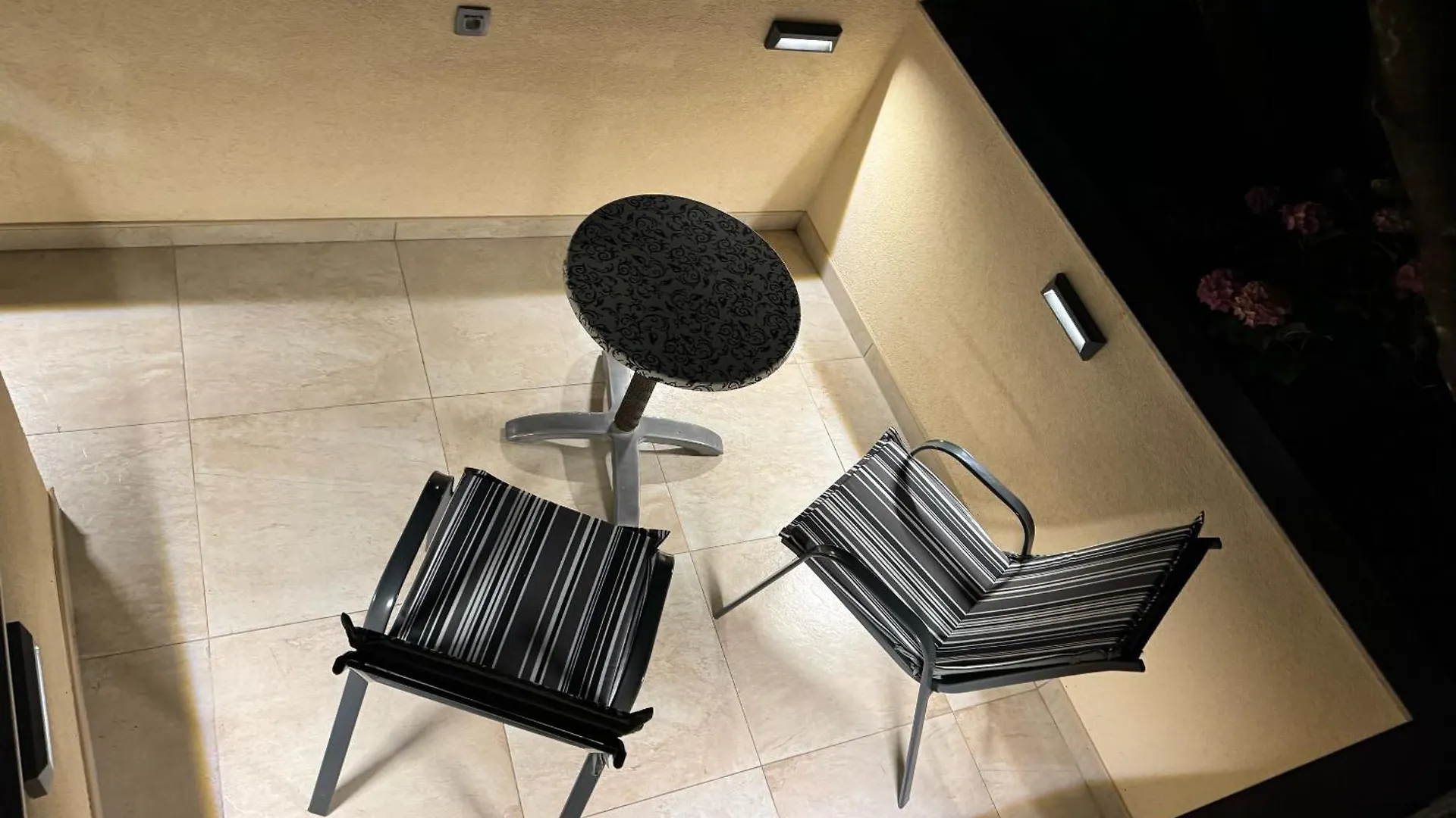 Lory Apartmani دْغاماي شقة